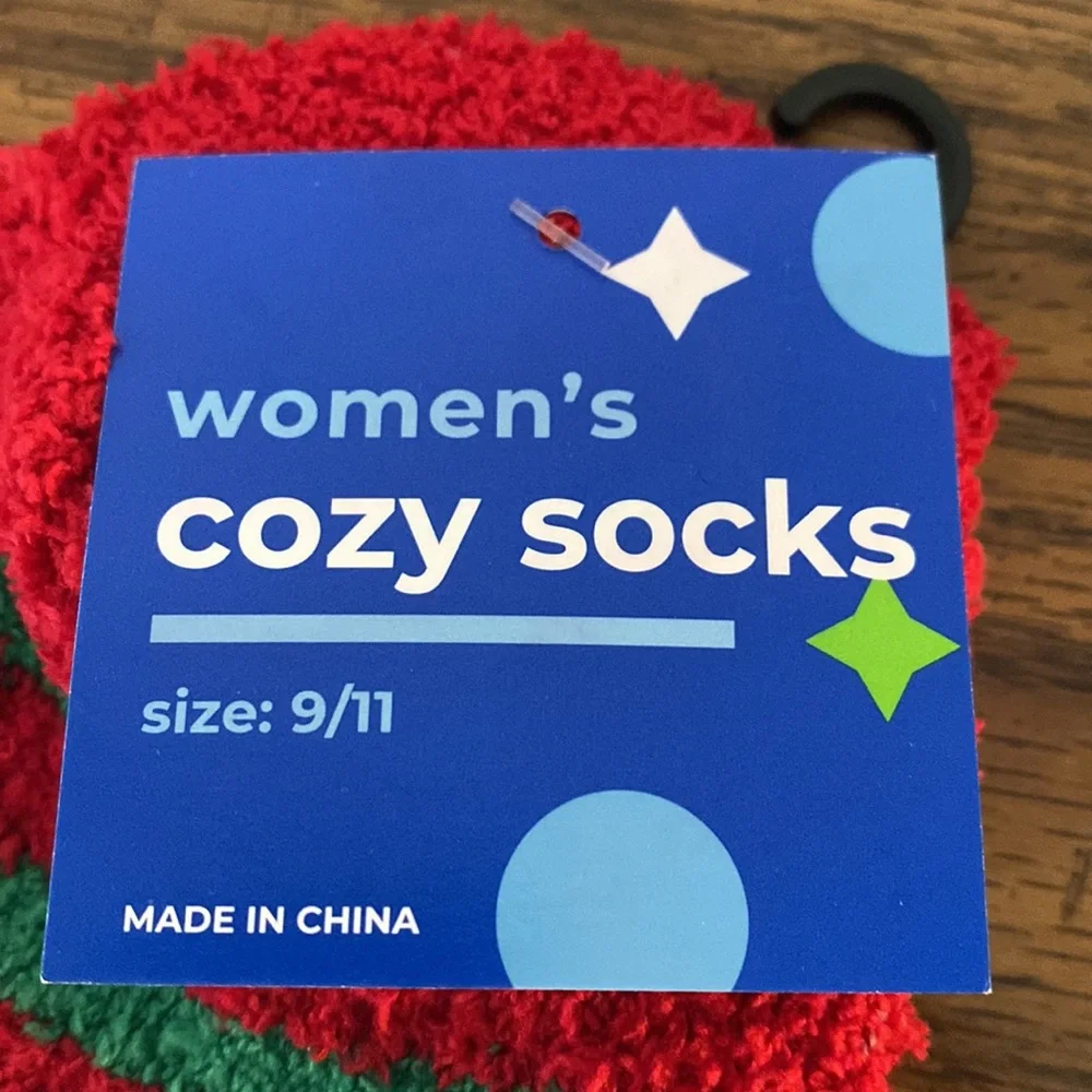 BOGO Women’s Red/Green Striped Cozy Ankle Socks